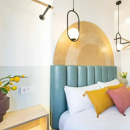 Vivendos Luxury Center Y *